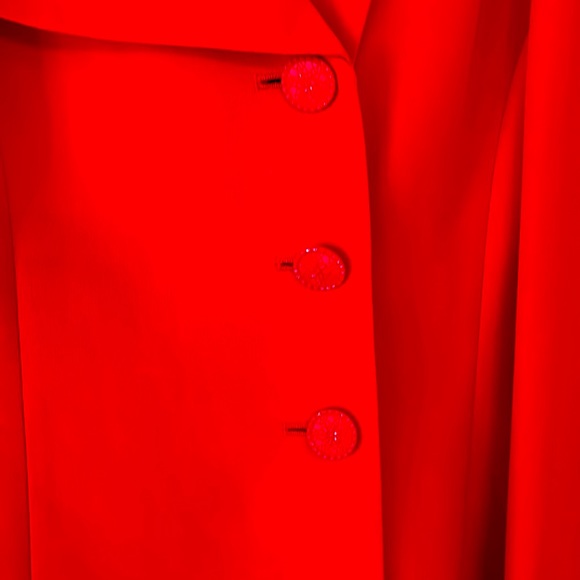 NWT Suit Studio, red 2PC suit, size: 8, suit jacket and skirt - Picture 3 of 7